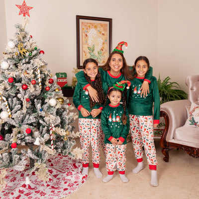 Kids Pajama The three Elfs