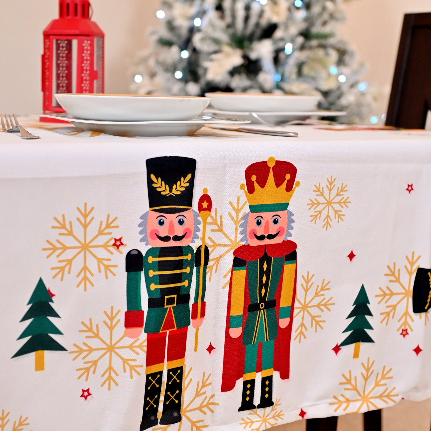 Table Cover The Red Nutcracker